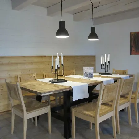 Tholenhof 타팅